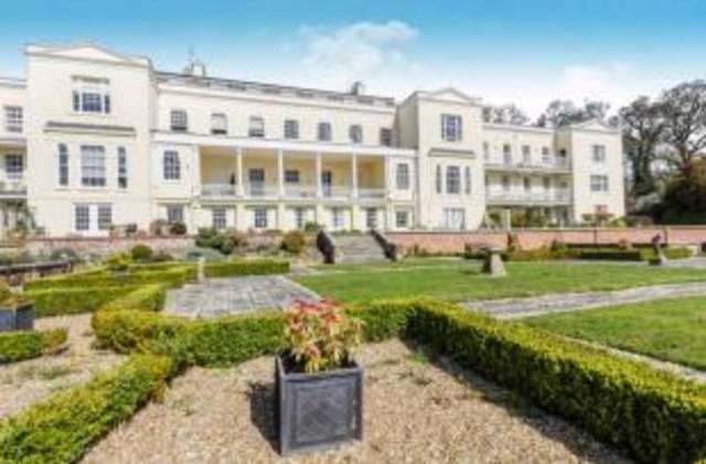  Image of 3 bedroom Flat for sale in Swan Green Emery Down Lyndhurst SO43 at Swan Green Lyndhurst Emery Down, SO43 7DT