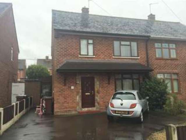  Image of 3 bedroom Semi-Detached house to rent in Swancote Drive Penn Wolverhampton WV4 at Swancote Drive Warstones Wolverhampton, WV4 4RJ