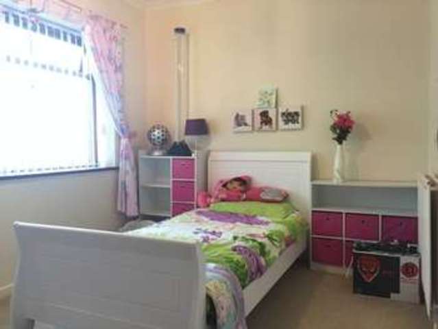  Image of 3 bedroom Semi-Detached house to rent in Swancote Drive Penn Wolverhampton WV4 at Swancote Drive Warstones Wolverhampton, WV4 4RJ