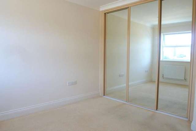  Image of 1 bedroom Flat to rent in Sydenham Road Croydon CR0 at 119 Sydenham Road  Croydon, CR0 2EZ