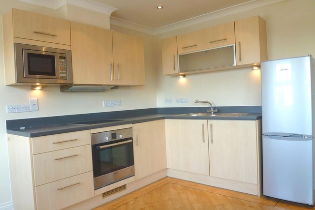  Image of 1 bedroom Flat to rent in Sydenham Road Croydon CR0 at 119 Sydenham Road  Croydon, CR0 2EZ