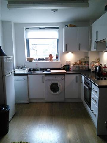  Image of 1 bedroom Apartment to rent in Tanners Hill London SE8 at Deptford High Street, SE8 4QD