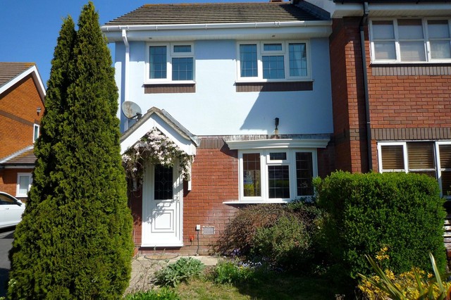  Image of 3 bedroom Detached house to rent in Tawny Owl Close Stubbington Fareham PO14 at Stubbington  Fareham, PO14 3JB