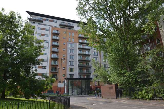  Image of 2 bedroom Apartment for sale in Taylorson Street South Salford M5 at Taylorson Street South Salford Quays Salford, M5 3FY