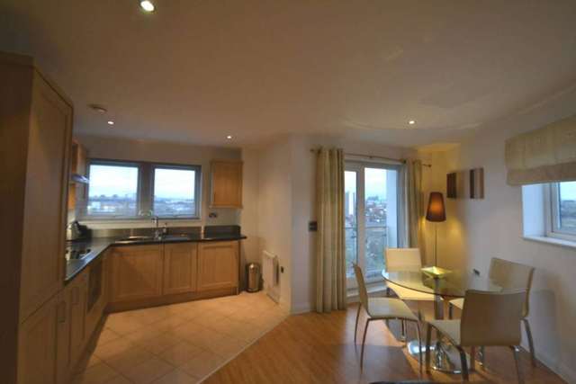  Image of 2 bedroom Apartment for sale in Taylorson Street South Salford M5 at Taylorson Street South Salford Quays Salford, M5 3FY