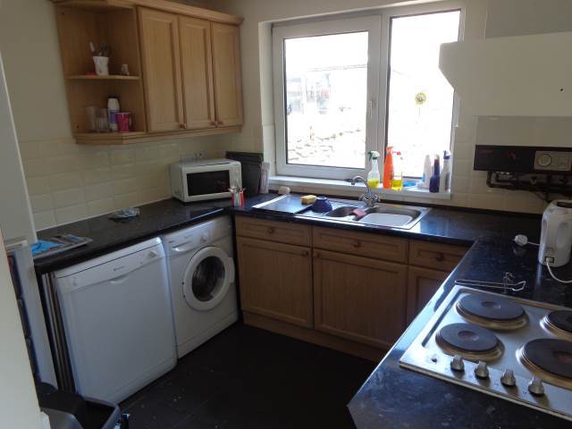  Image of 5 bedroom Detached house to rent in Tewkesbury Place Cardiff CF24 at Cathays  Roath, CF24 4QU