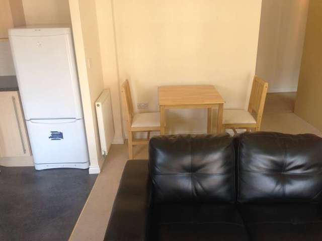  Image of 1 bedroom Flat to rent in Thackhall Street Coventry CV2 at Stoke Coventry Stoke, CV2 4NX