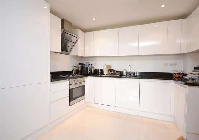  Image of 2 bedroom Apartment for sale in Pinner Road North Harrow Harrow HA1 at Greenhill, HA1 4BD