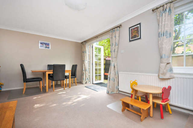  Image of 4 bedroom Town House to rent in The Farthings Kingston upon Thames KT2 at Surrey  Kingston Upon Thames, KT2 7PT