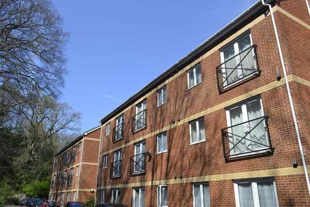  Image of 1 bedroom Flat to rent in Hampden Close St. Leonards-on-Sea TN37 at St Leonards On Sea, TN37 6GB