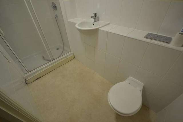  Image of 1 bedroom Flat to rent in Hampden Close St. Leonards-on-Sea TN37 at St Leonards On Sea, TN37 6GB