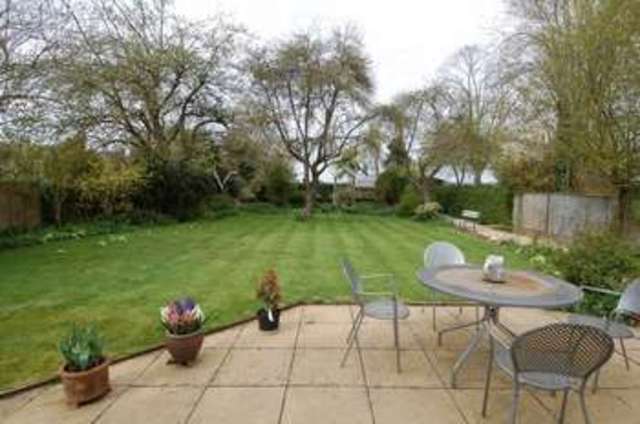  Image of 4 bedroom Detached house for sale in The Moors Kidlington OX5 at The Moors  Kidlington, OX5 2AD