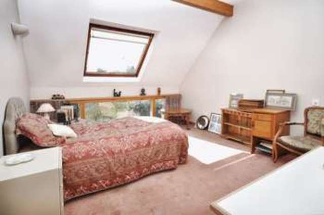 Image of 3 bedroom Terraced house for sale in The Nursery Sutton Courtenay Abingdon OX14 at The Nursery Sutton Courtenay Abingdon, OX14 4UA