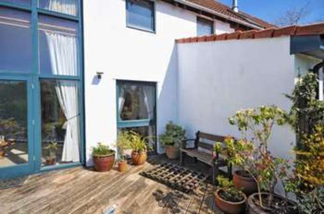  Image of 3 bedroom Terraced house for sale in The Nursery Sutton Courtenay Abingdon OX14 at The Nursery Sutton Courtenay Abingdon, OX14 4UA