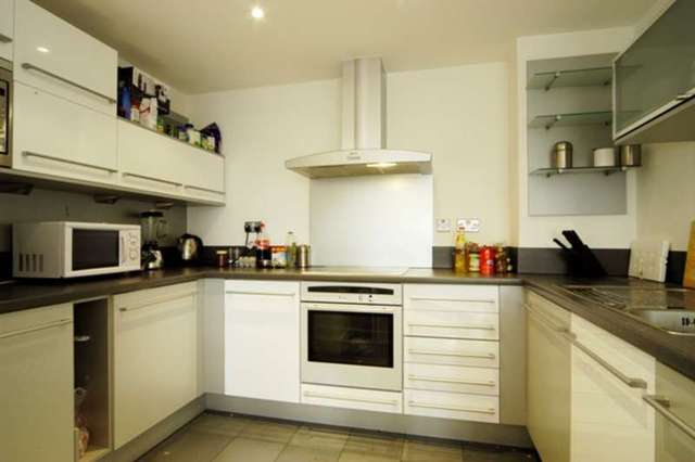  Image of 1 bedroom Flat to rent in Crews Street London E14 at Orion Point  Docklands, E14 3TX