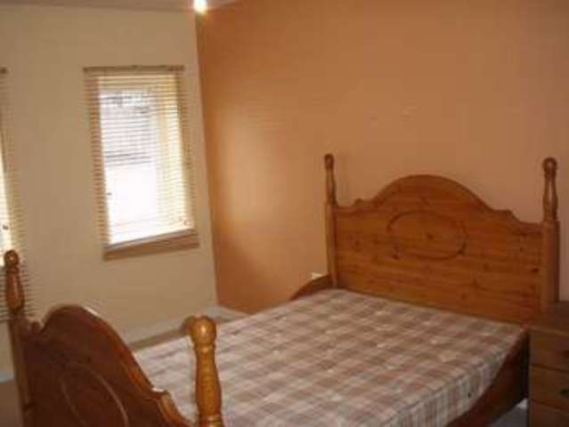  Image of 2 bedroom Flat to rent in Russell Road Nottingham NG7 at The Pavilion 3, Russell Road Nottingham, NG7 6GB