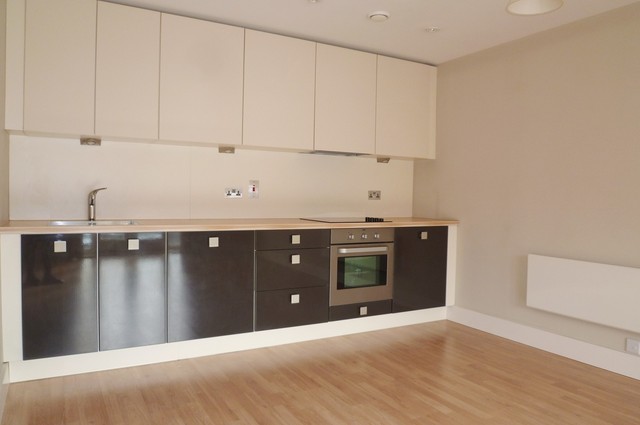  Image of 1 bedroom Apartment to rent in Salt Meat Lane Gosport PO12 at Salt Meat Lane  Gosport, PO12 1GH