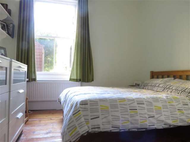  Image of 2 bedroom Flat to rent in Thurlow Hill London SE21 at West Dulwich, SE21 8JN