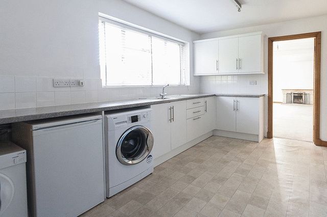  Image of 2 bedroom Detached house to rent in Tibbiwell Lane Painswick Stroud GL6 at Tibbiwell Lane Painswick Stroud, GL6 6YA