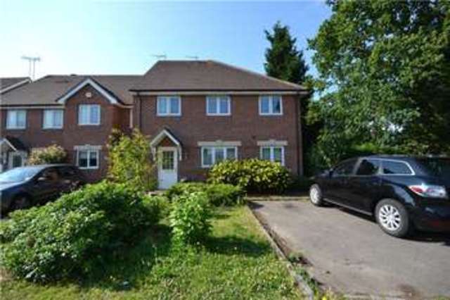  Image of 2 bedroom Maisonette to rent in Tiggall Close Earley Reading RG6 at Earley Reading Woodley, RG6 7ES