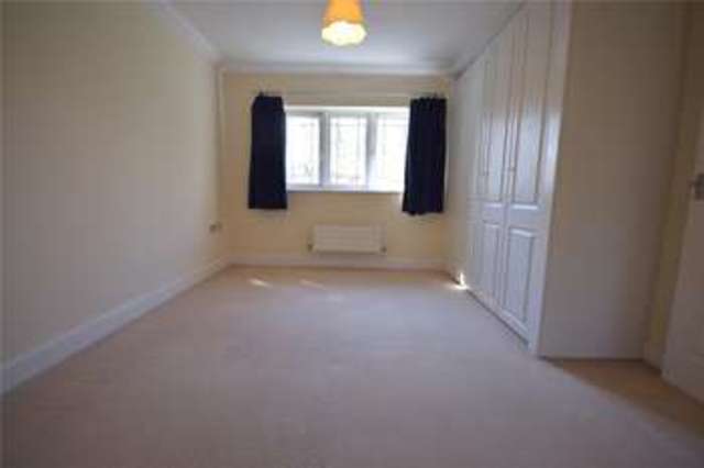  Image of 2 bedroom Maisonette to rent in Tiggall Close Earley Reading RG6 at Earley Reading Woodley, RG6 7ES