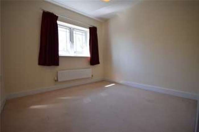  Image of 2 bedroom Maisonette to rent in Tiggall Close Earley Reading RG6 at Earley Reading Woodley, RG6 7ES