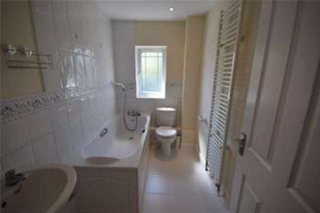  Image of 2 bedroom Maisonette to rent in Tiggall Close Earley Reading RG6 at Earley Reading Woodley, RG6 7ES