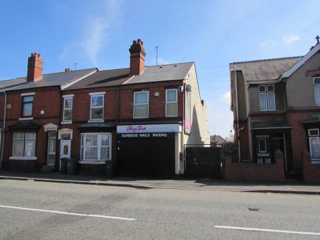  Image of 2 bedroom Flat to rent in Toll End Road Tipton DY4 at Tipton West Midlands Dudley Port, DY4 0ET