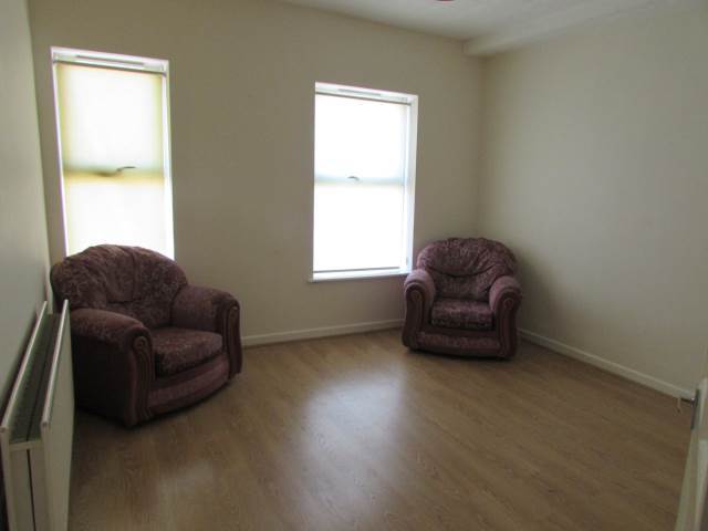  Image of 2 bedroom Flat to rent in Toll End Road Tipton DY4 at Tipton West Midlands Dudley Port, DY4 0ET