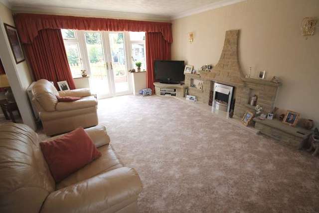  Image of 4 bedroom Detached house for sale in Towles Pastures Castle Donington Derby DE74 at Castle Donington Castle Donington Derbyshire, DE74 2RX