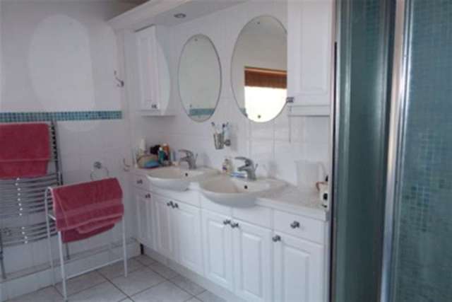  Image of 4 bedroom Terraced house to rent in Trafford Road Norwich NR1 at Norwich, NR1 2QW