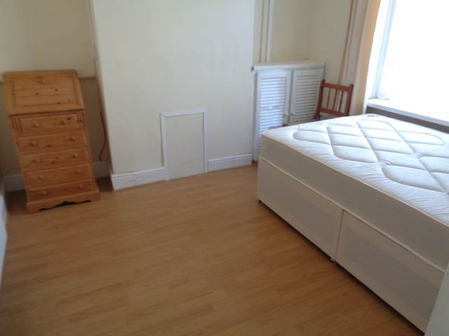  Image of 4 bedroom Detached house to rent in Treharris Street Roath Cardiff CF24 at Roath  Roath, CF24 3HL