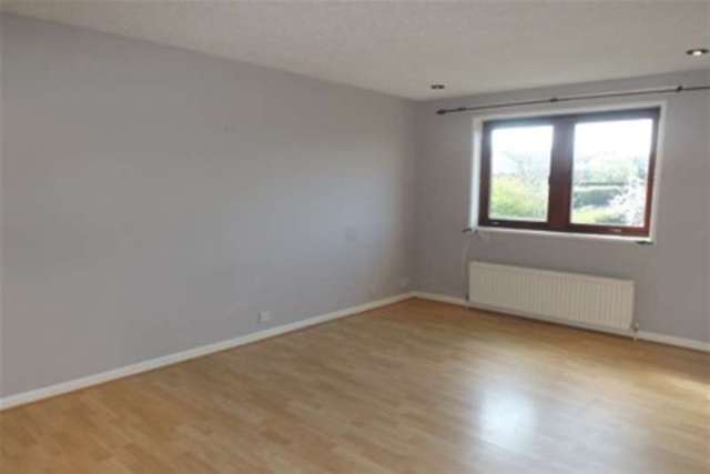  Image of 1 bedroom Flat to rent in Troon Place Newton Mearns Glasgow G77 at Glasgow, G77 5TQ