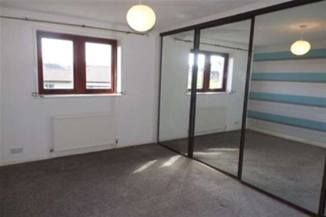  Image of 1 bedroom Flat to rent in Troon Place Newton Mearns Glasgow G77 at Glasgow, G77 5TQ