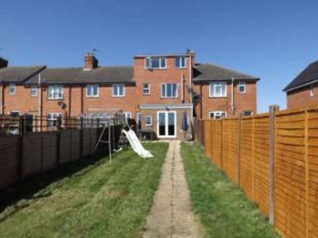  Image of 4 bedroom Terraced house for sale in Green Man Road Navenby Lincoln LN5 at Green Man Road Navenby Navenby, LN5 0JY