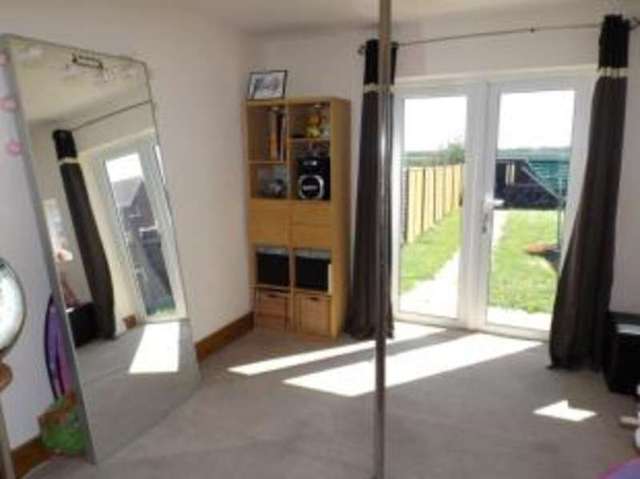  Image of 4 bedroom Terraced house for sale in Green Man Road Navenby Lincoln LN5 at Green Man Road Navenby Navenby, LN5 0JY