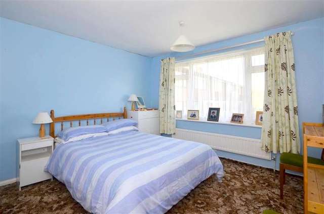  Image of 4 bedroom End of Terrace for sale in Usborne Close Staplehurst Tonbridge TN12 at Staplehurst Kent Staplehurst, TN12 0LD