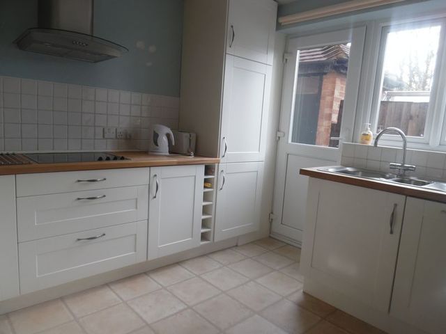 Image of 2 bedroom Flat to rent in Ventnor Road Sutton SM2 at Ventnor Road  Sutton, SM2 6AQ
