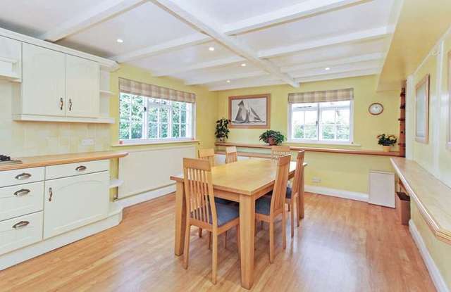  Image of 5 bedroom Detached house for sale in Manor Road Verwood BH31 at 97 Manor Road  Verwood, BH31 6DT