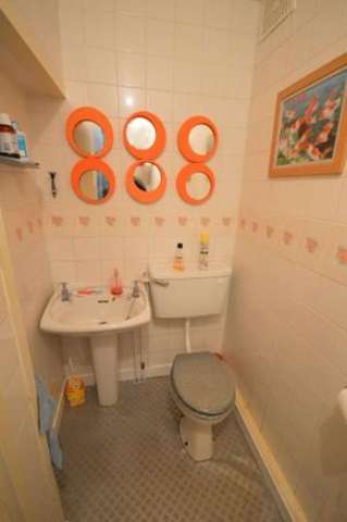  Image of 1 bedroom Apartment for sale in Victoria Road Scarborough YO11 at 145A Victoria Road  Scarborough, YO11 1SY