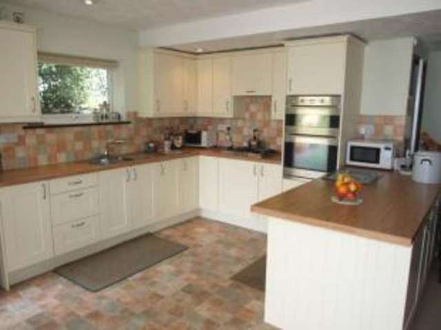  Image of 4 bedroom End of Terrace for sale in Fernleigh Road Wadebridge PL27 at Wadebridge Cornwall Wadebridge, PL27 7BB