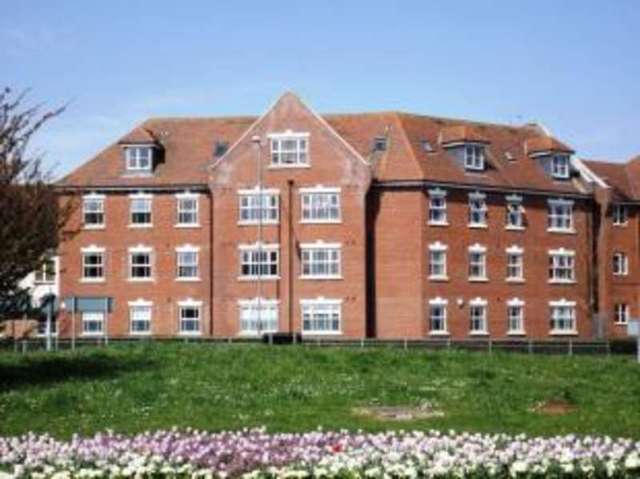  Image of 2 bedroom Flat for sale in Walter Mead Close Ongar CM5 at Ongar Essex Chipping Ongar, CM5 0BW
