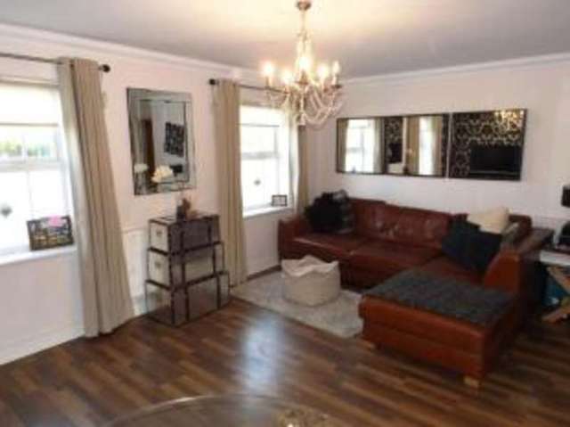  Image of 2 bedroom Flat for sale in Walter Mead Close Ongar CM5 at Ongar Essex Chipping Ongar, CM5 0BW