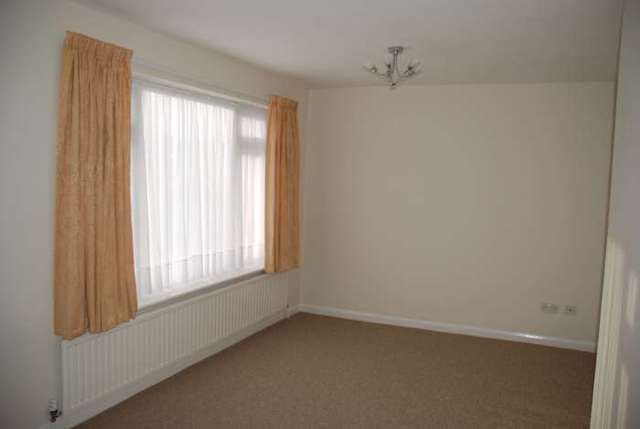  Image of 3 bedroom Bungalow to rent in Broxburn Road Warminster BA12 at Broxburn Road  Warminster, BA12 8EY