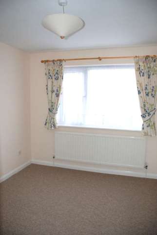 Image of 3 bedroom Bungalow to rent in Broxburn Road Warminster BA12 at Broxburn Road  Warminster, BA12 8EY