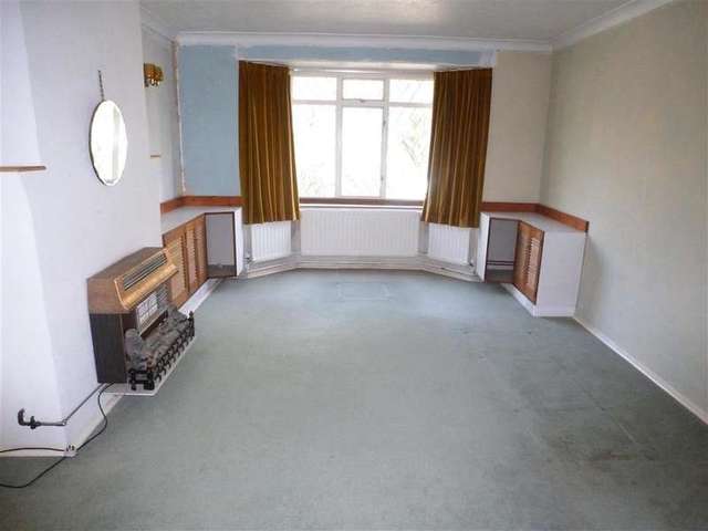  Image of 5 bedroom Semi-Detached house for sale in Watling Street Strood Rochester ME2 at Strood Rochester Rochester, ME2 3JH