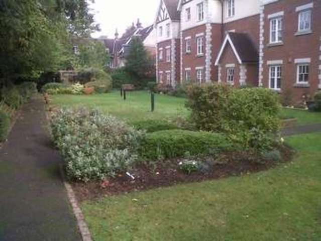  Image of 1 bedroom Retirement Property for sale in Massetts Road Horley RH6 at 59 Massetts Road  Horley, RH6 7BP