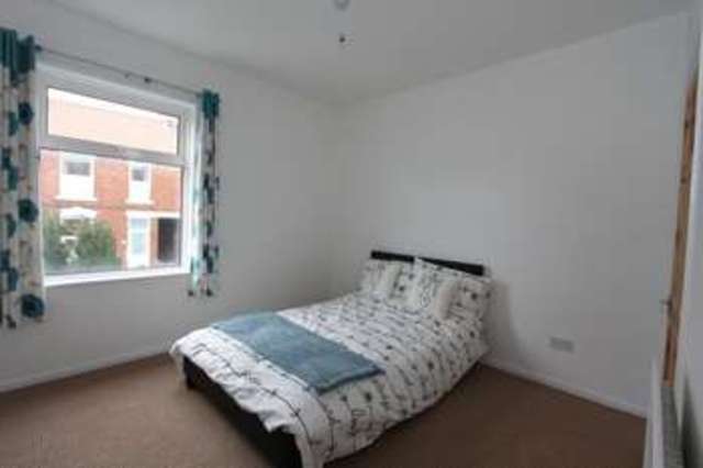  Image of 2 bedroom Terraced house for sale in West Acridge Barton-upon-Humber DN18 at West Acridge  Barton upon Humber, DN18 5AN