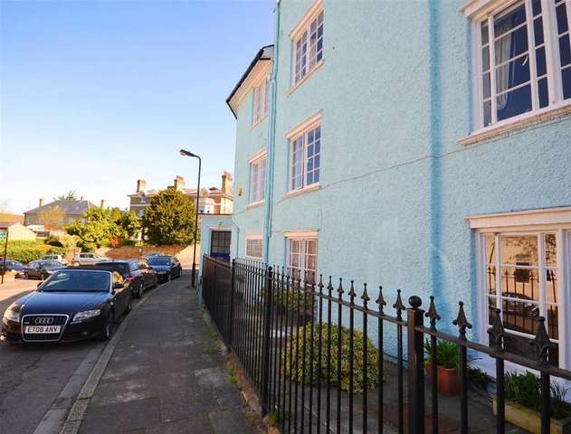  Image of 3 bedroom Property for sale in West Hill Harrow-on-the-Hill Harrow HA2 at South Harrow, HA2 0JQ