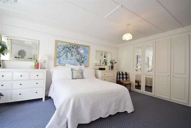  Image of 3 bedroom Property for sale in West Hill Harrow-on-the-Hill Harrow HA2 at South Harrow, HA2 0JQ